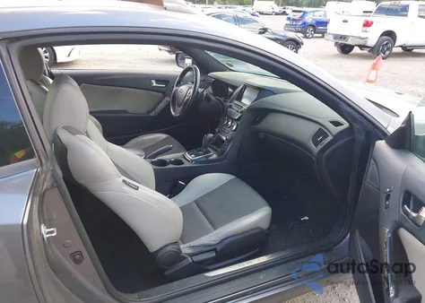 2014 Hyundai Genesis 2.0T Premium z USA, uszkodzony, nr VIN KMHHT6KD0EU116128